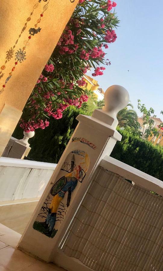 Villas Don Quijote Punta Prima  Eksteriør bilde